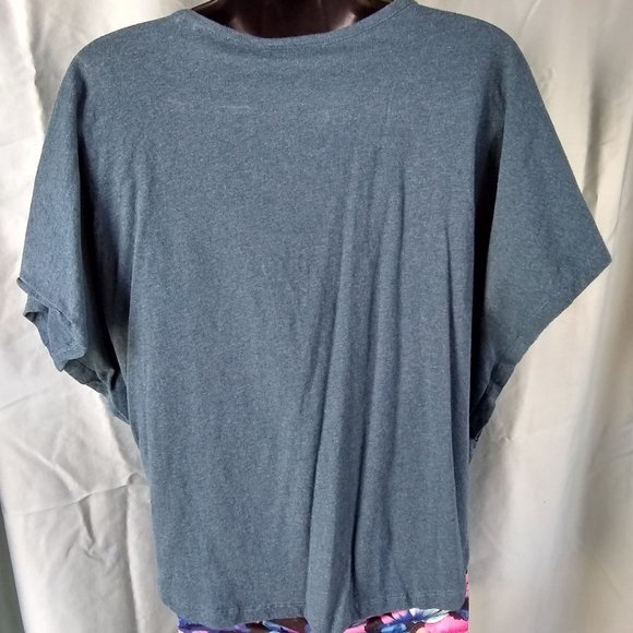 NWT Small Synergy Blue Feather Graphic Circle Top Teal Dreams - Picture 4 of 10